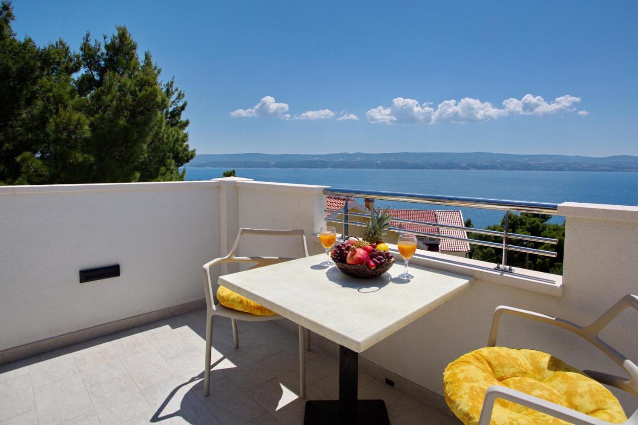 Nemira Beach Getaway Omis Exterior photo